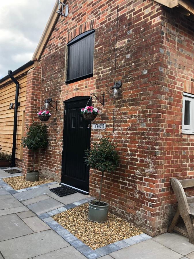 The Kings Head Hotel Whiteparish Exterior foto